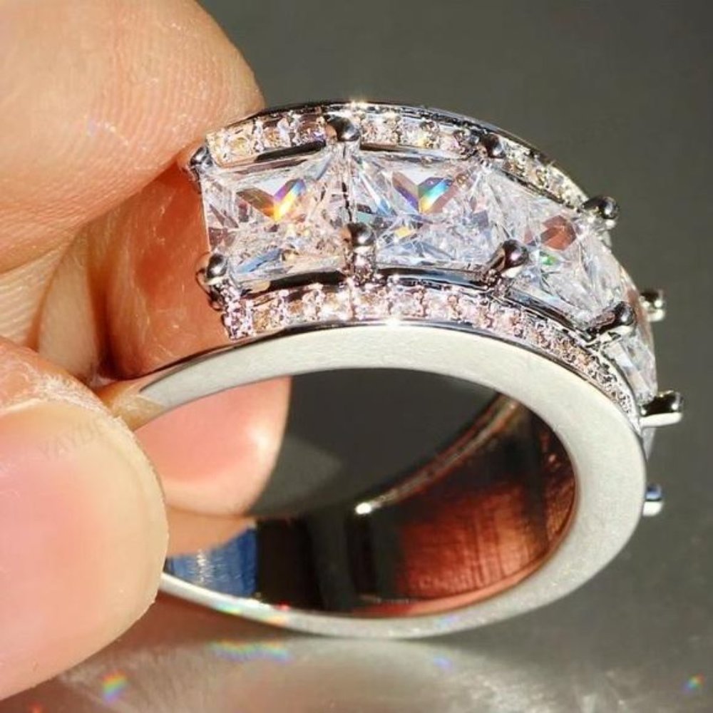 NEW 8.7 CT 925 Sterling Silver Engagement Ring - Picture 4 of 4